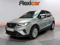 Usado Seat Arona Style 111 CV (81 kW) 2023 Gris SUV