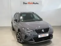 Usado Seat Arona FR 115 CV (84 kW) 2025 Gris SUV
