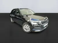Usado Skoda Kamiq 95 CV (69 kW) 2022 Negro SUV