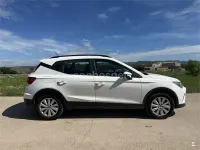Usado Seat Arona Style 110 CV (80 kW) 2021 Blanco SUV