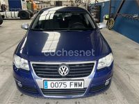 Usado VW Passat Individual 140 CV (102 kW) 2007 Azul Berlina