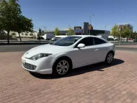 Usado Renault Laguna Coupé 150 CV (110 kW) 2012 Blanco Coupe