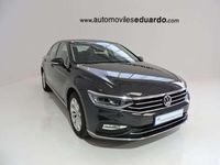 Usado VW Passat 120 CV (88 kW) 2020 Gris Berlina