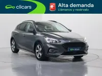 Usado Ford Focus Active 125 CV (91 kW) 2021 Negro Berlina