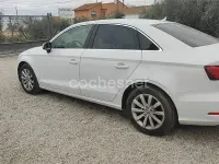 Usado Audi A3 Attraction 105 CV (77 kW) 2014 Blanco Berlina