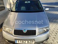 Usado Skoda Fabia Comfort 101 CV (74 kW) 2002 Gris / plata Familiar