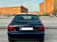 Usado Audi A3 Ambition 110 CV (80 kW) 2000 Azul Utilitario