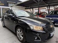 Usado Chevrolet Cruze LS 163 CV (119 kW) 2012 Negro Utilitario