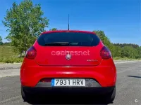 Usado Fiat Bravo Easy 90 CV (66 kW) 2013 Rojo Utilitario