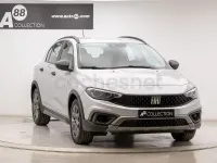 Usado Fiat Tipo Cross 101 CV (74 kW) 2021 Gris / plata Berlina