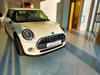 Usado Mini ONE 102 CV (75 kW) 2019 Blanco Utilitario