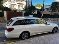 Usado Mercedes E350 Elegance 211 CV (155 kW) 2013 Blanco Familiar