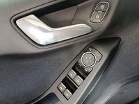 Usado Ford Fiesta Trend 85 CV (62 kW) 2019 Blanco Utilitario