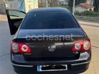 Usado VW Passat Advance 140 CV (102 kW) 2008 Marrón Berlina