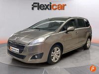 Usado Peugeot 5008 Style 120 CV (88 kW) 2016 Gris Monovolumen