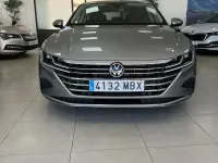 Usado VW Arteon Elegance 150 CV (110 kW) 2022 Gris / plata Berlina