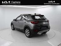 Usado Kia Stonic 101 CV (74 kW) 2025 Gris SUV