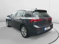 Usado VW Golf VIII 116 CV (85 kW) 2022 Gris / plata Berlina