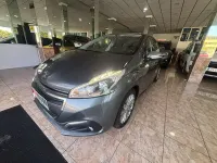 Usado Peugeot 208 Style 82 CV (60 kW) 2017 Plateado Utilitario