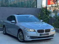Usado BMW 528 Comfort Edition 245 CV (180 kW) 2013 Gris / plata Berlina