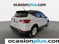 Usado Seat Arona Style Plus 110 CV (80 kW) 2021 Blanco SUV