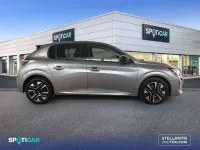 Usado Peugeot 208 Allure 101 CV (74 kW) 2025 Gris Utilitario