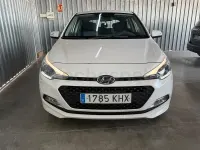 Usado Hyundai i20 GO! 84 CV (61 kW) 2018 Blanco Berlina