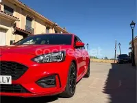 Usado Ford Focus ST-Line 125 CV (91 kW) 2022 Rojo Berlina