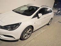 Usado Opel Astra Dynamic 125 CV (91 kW) 2019 Blanco Familiar