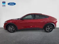 Usado Ford Mustang Mach-E 197 kW (269 CV) 2023 Rojo lucid (metalizado) SUV