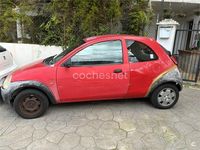 Usado Ford Ka 60 CV (44 kW) 1998 Rojo Utilitario