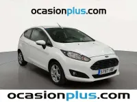 Usado Ford Fiesta Trend 101 CV (74 kW) 2014 Blanco Utilitario