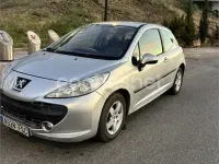 Usado Peugeot 207 95 CV (69 kW) 2007 Gris / plata Berlina