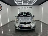 Usado Toyota Yaris Active 69 CV (50 kW) 2009 Gris / plata Berlina