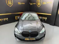 Usado BMW 118 Comfort Edition 150 CV (110 kW) 2020 Gris / plata Berlina