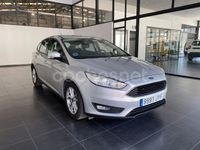 Begagnad Ford Focus Trend 125 HK (91 kW) 2017 Grå Sedan
