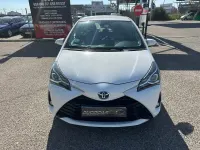 Usado Toyota Yaris Hybrid Active 116 CV (85 kW) 2020 Blanco Berlina