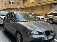 Usado Seat Ibiza Stella 75 CV (55 kW) 2004 Gris / plata Utilitario