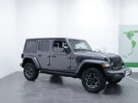 Usado Jeep Wrangler Rubicon 381 CV (280 kW) 2023 Gris / plata SUV