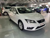 Usado Seat Leon 4Drive 150 CV (110 kW) 2018 Blanco Familiar