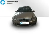 Usado Mercedes C220 Avantgarde 170 CV (125 kW) 2009 Gris / plata Berlina
