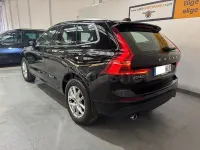 Usado Volvo XC60 Momentum 150 CV (110 kW) 2018 Negro SUV
