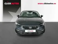 Käytetty Seat Leon Style 116 HP (85 kW) 2025 Harmaa Sedan
