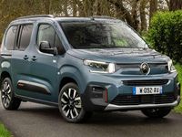 Usado Citroën Berlingo Shine 102 HP (75 kW) 2020 Cinzento Monovolume