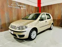 Usado Fiat Punto Classica 60 CV (44 kW) 2008 Beige Utilitario