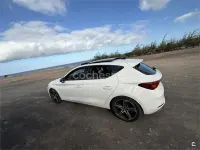 Usado Seat Leon FR 150 CV (110 kW) 2021 Blanco Berlina