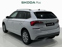 Usado Skoda Kamiq Ambition 110 CV (80 kW) 2021 Blanco SUV