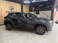 Usado Toyota Yaris Cross Active 116 CV (85 kW) 2023 Gris / plata SUV