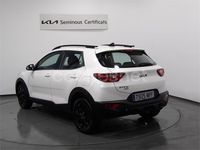 Usado Kia Stonic 100 CV (73 kW) 2024 Blanco SUV