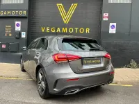 Usado Mercedes A250 218 CV (160 kW) 2023 Gris / plata Berlina